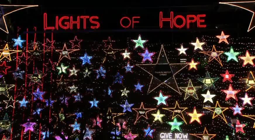 聖保羅醫院燈飾至下星期日 - JAN 4, 2017 (BC)