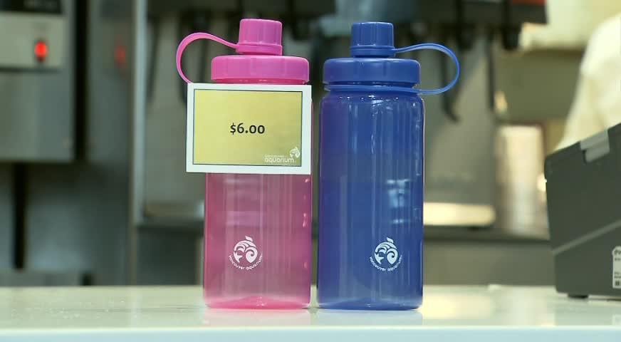 温哥华水族馆停售瓶装水-APR13,2017(BC)
