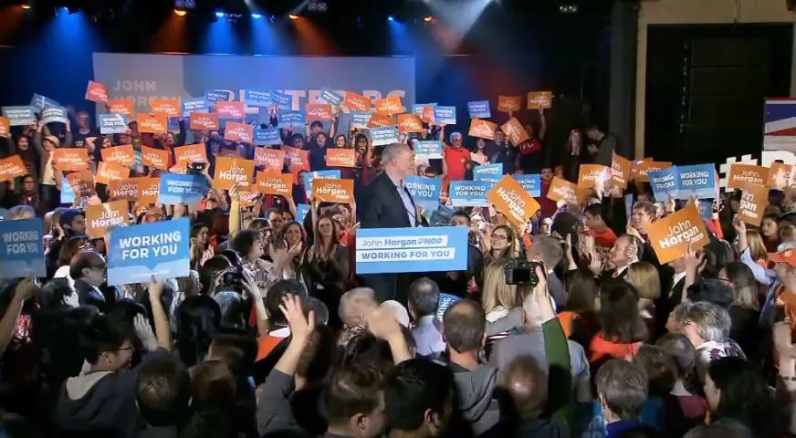 兩大政黨黨領人群中造勢 - April 24, 2017 (B.C.)