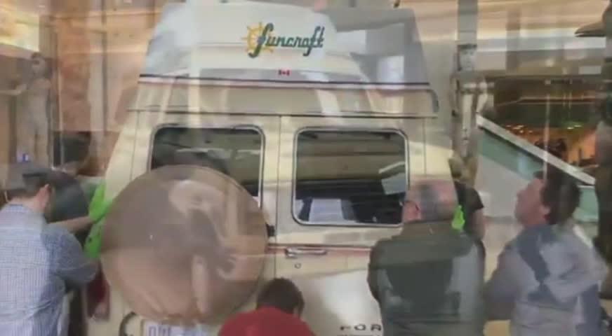 維多利亞市皇家博物館辨TERRY FOX展覽 - APRIL 5, 2017 (BC)