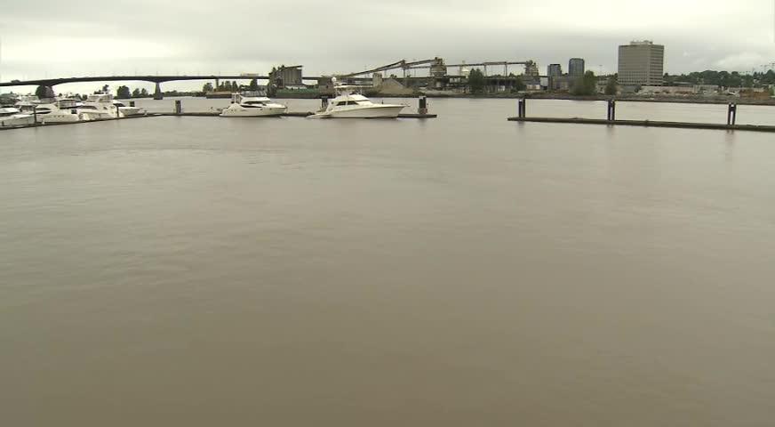 菲沙河流域水位上漲, 當局發出警告-June 2, 2017 (BC)