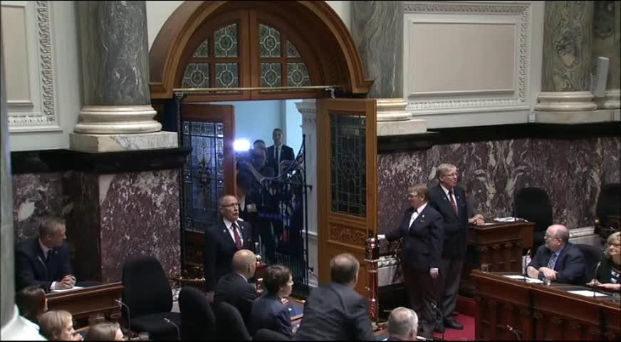 卑詩自由黨施政報告被指欠誠意 - JUNE 23, 2017 (B.C.)