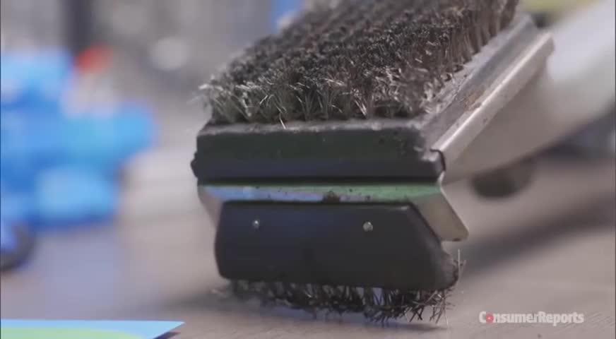 病人誤吞燒烤鋼擦絲門診醫生看走眼 - AUG 8, 2017 (B.C.)