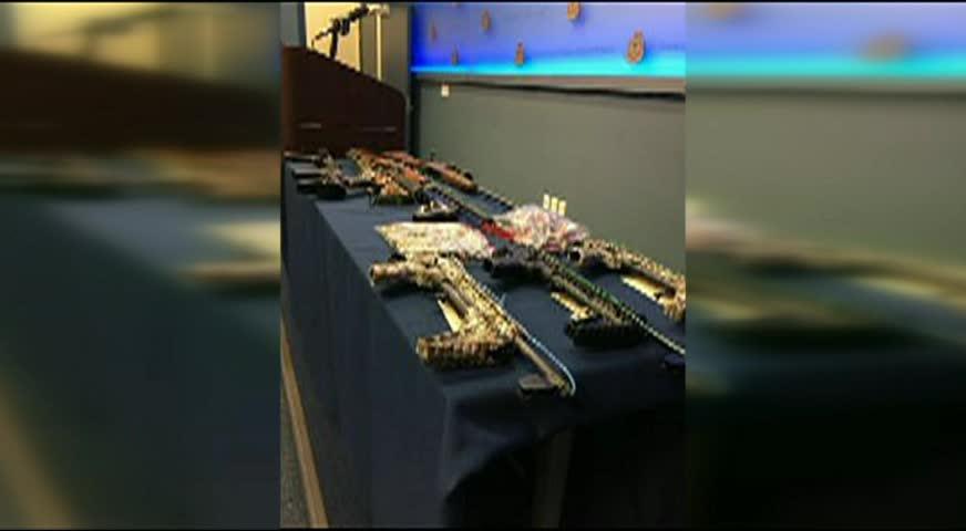 温市警方行动起出武器和毒品，四人被捕-AUG 16, 2017 (BC)