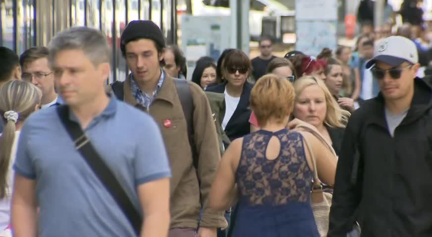 加拿大单人口家庭增加-AUG 03, 2017 (BC)