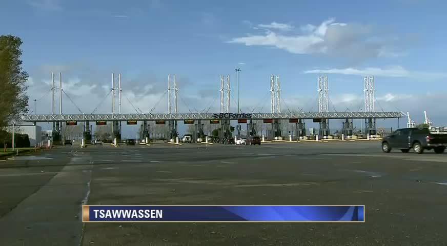 强风天气继续侵袭大温， 环境部发出警告-NOV 14, 2017 (BC)