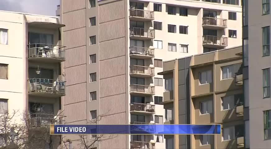 网民建Twitter账号，举报非法AIRBNB-OCT 30, 2017