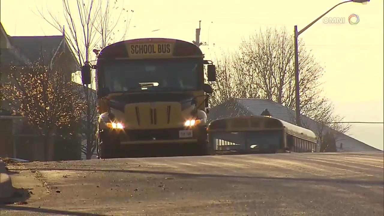 大多伦多校巴司机仍旧招聘不足  – Jan 23, 2018(ON)