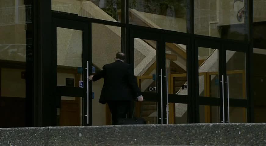 Abbotsford警员被杀一案交由新西敏省级法院审理-JAN 16, 2018 (BC)