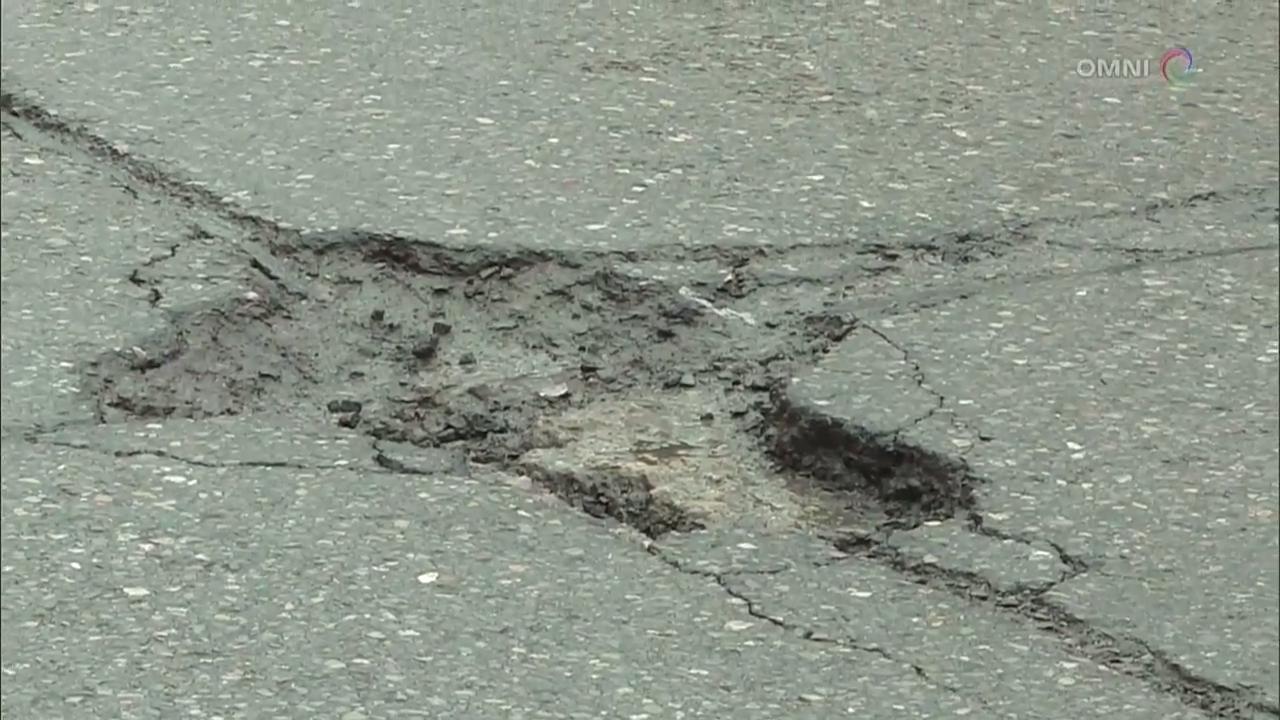 多伦多开道路坑洞的维修 – Jan 19, 2018 (ON)