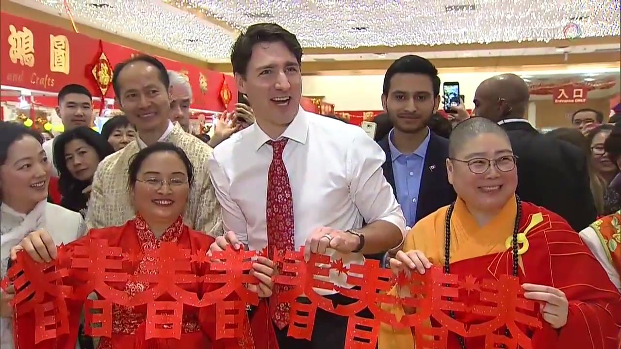 除夕夜寺庙人潮汹涌 – Feb 16, 2018 (ON)