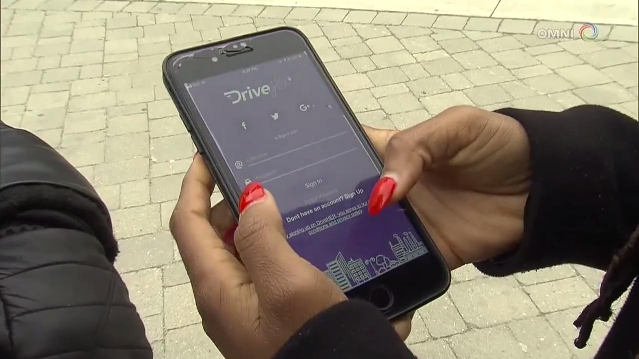 多伦多出现专为女性提供的叫车服务 – Mar 15, 2018(ON)