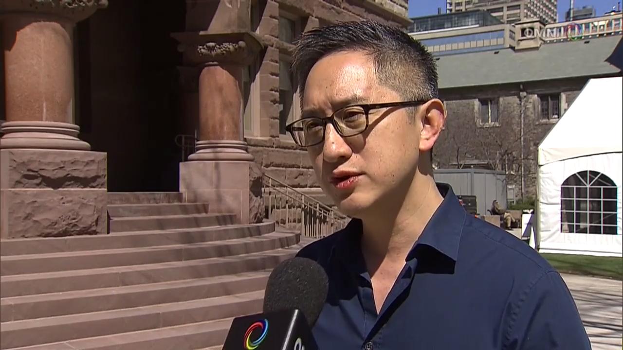 美国华裔导演吴皓的影片记录中国网络娱乐直播 – May 01, 2018 (ON)