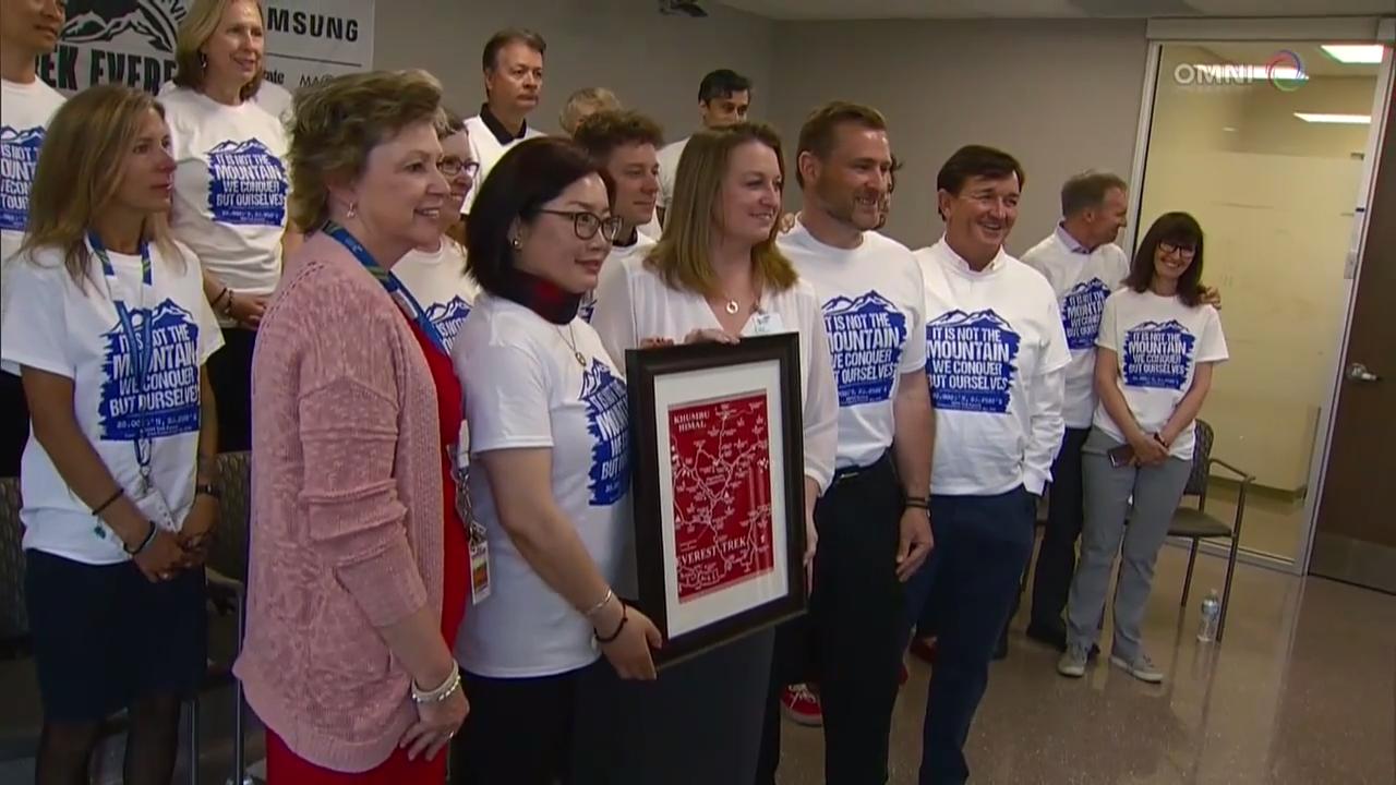 多福医院珠穆朗玛峰登山队挑战成功 – May 15, 2018 (ON)