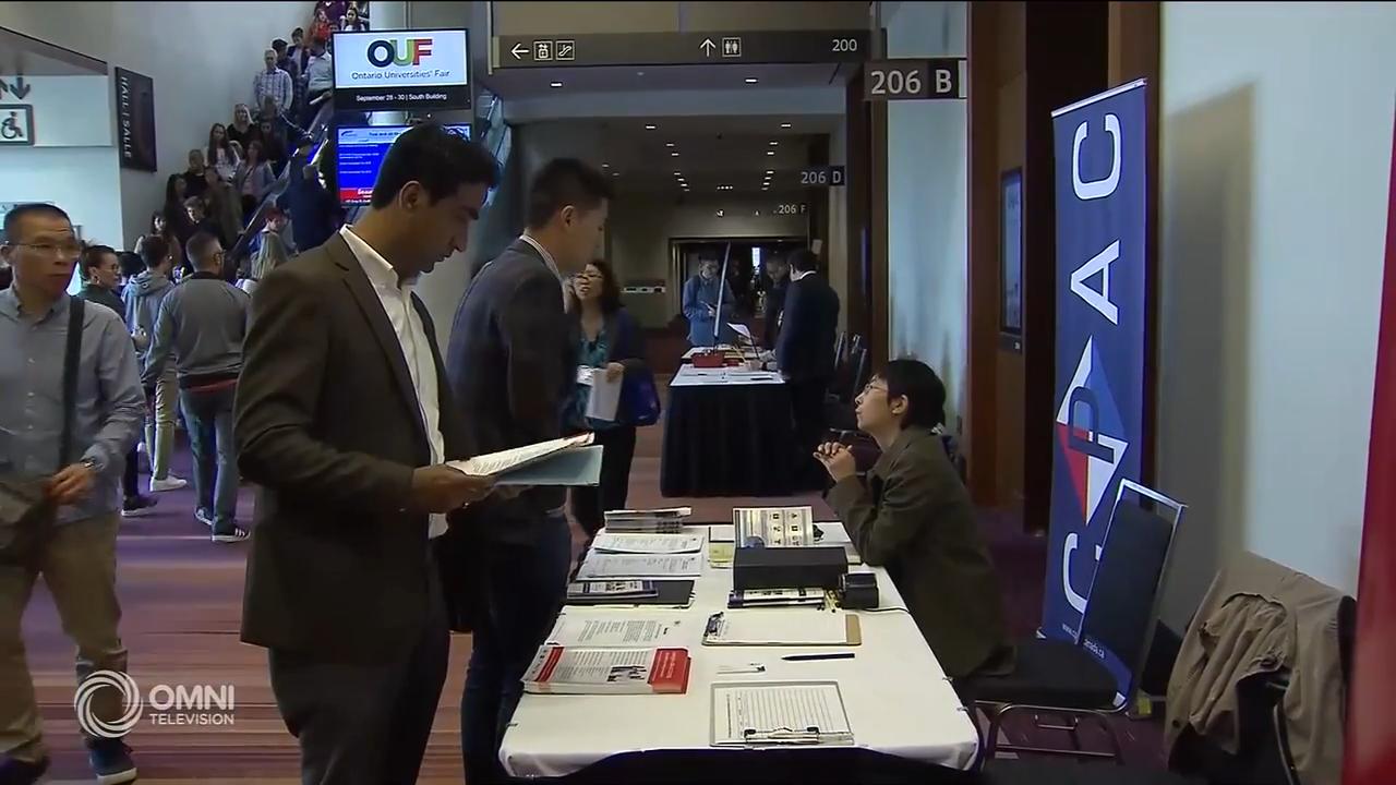 第17屆專業人士日暨招聘會 -- Oct 01, 2018 (ON)