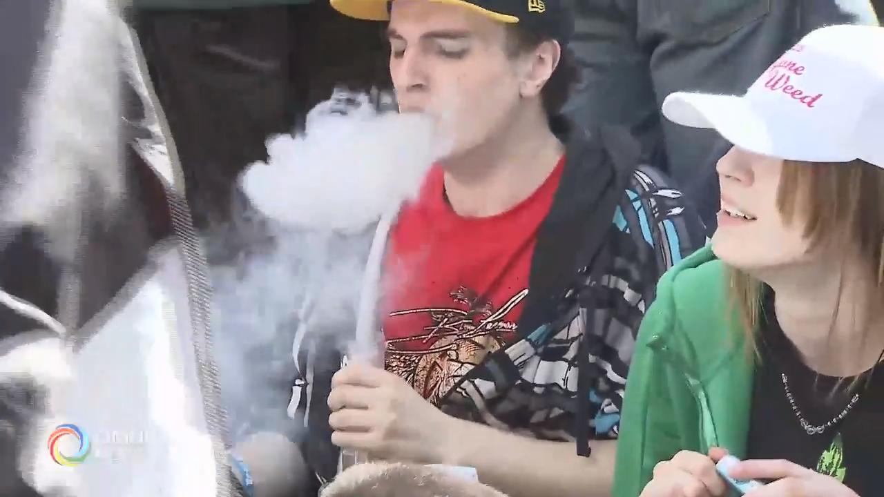 报告显示年轻人吸大麻对健康影响大 – Oct 31, 2018 (ON)