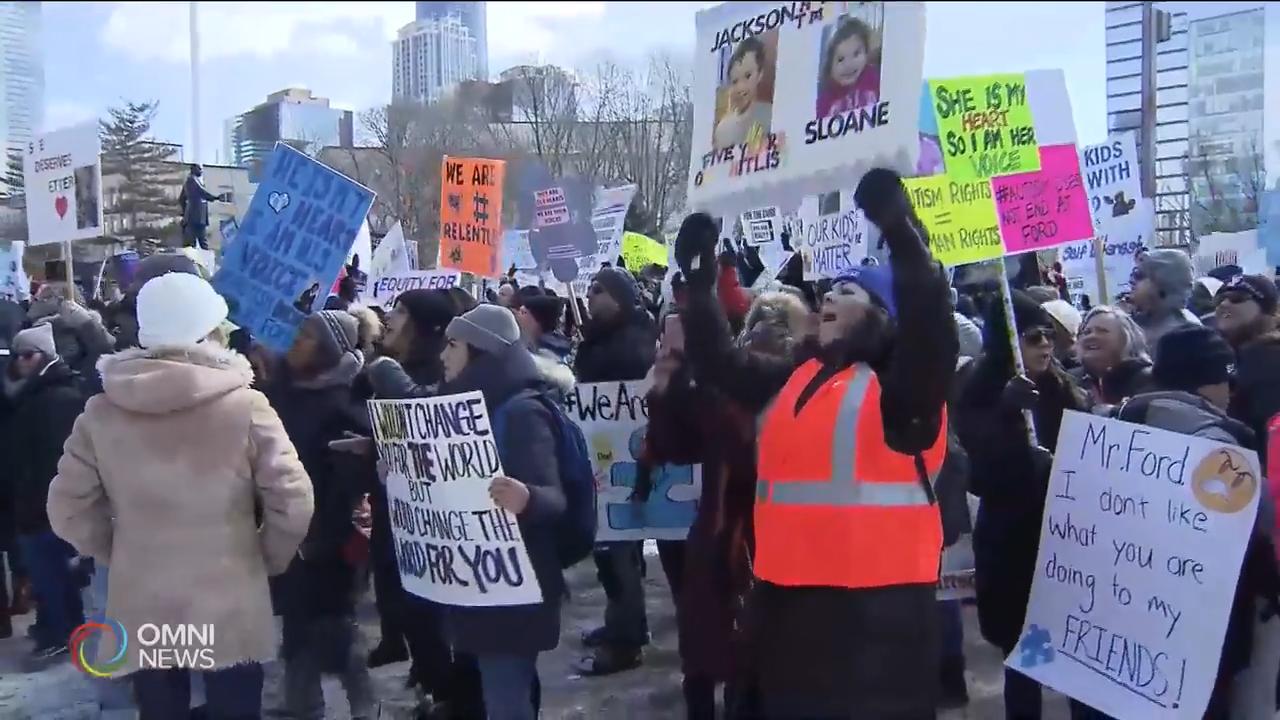 大批示威者抗議自閉症兒童治療補助計劃 -- Mar 07, 2019 (ON)