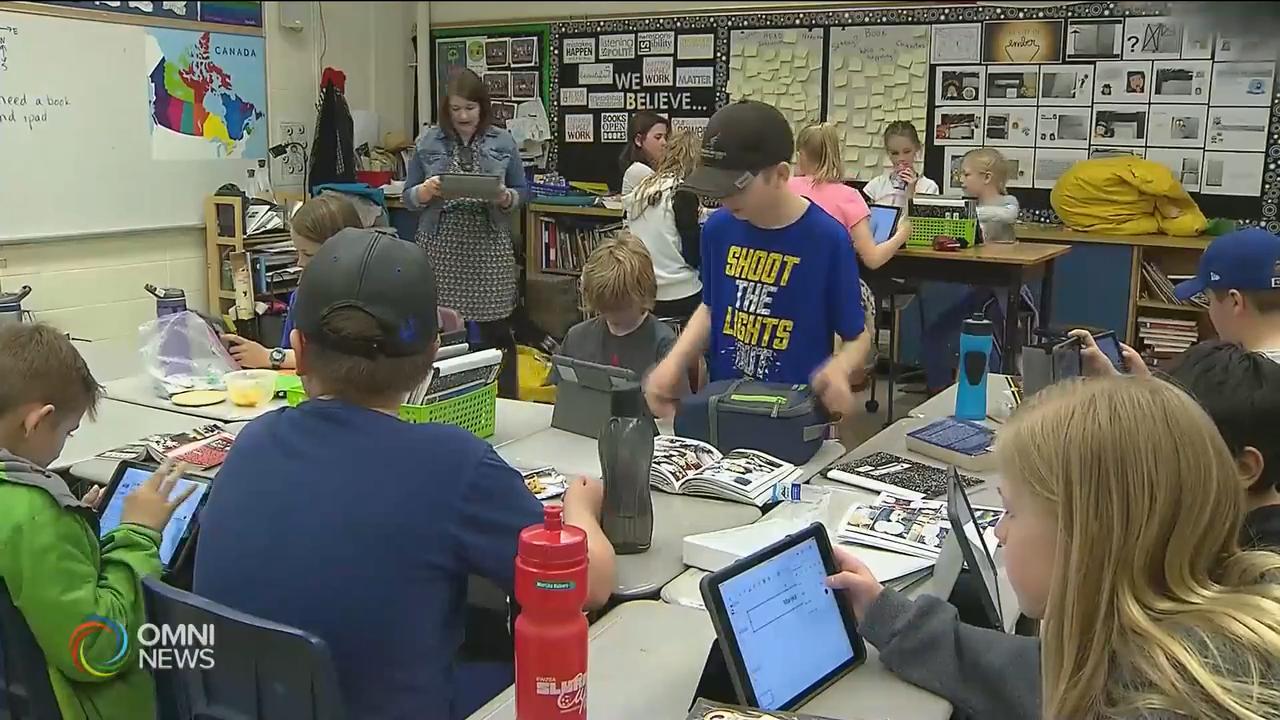 省府逐步減少三千幾個全職教師崗位 -- Apr 05, 2019 (ON)