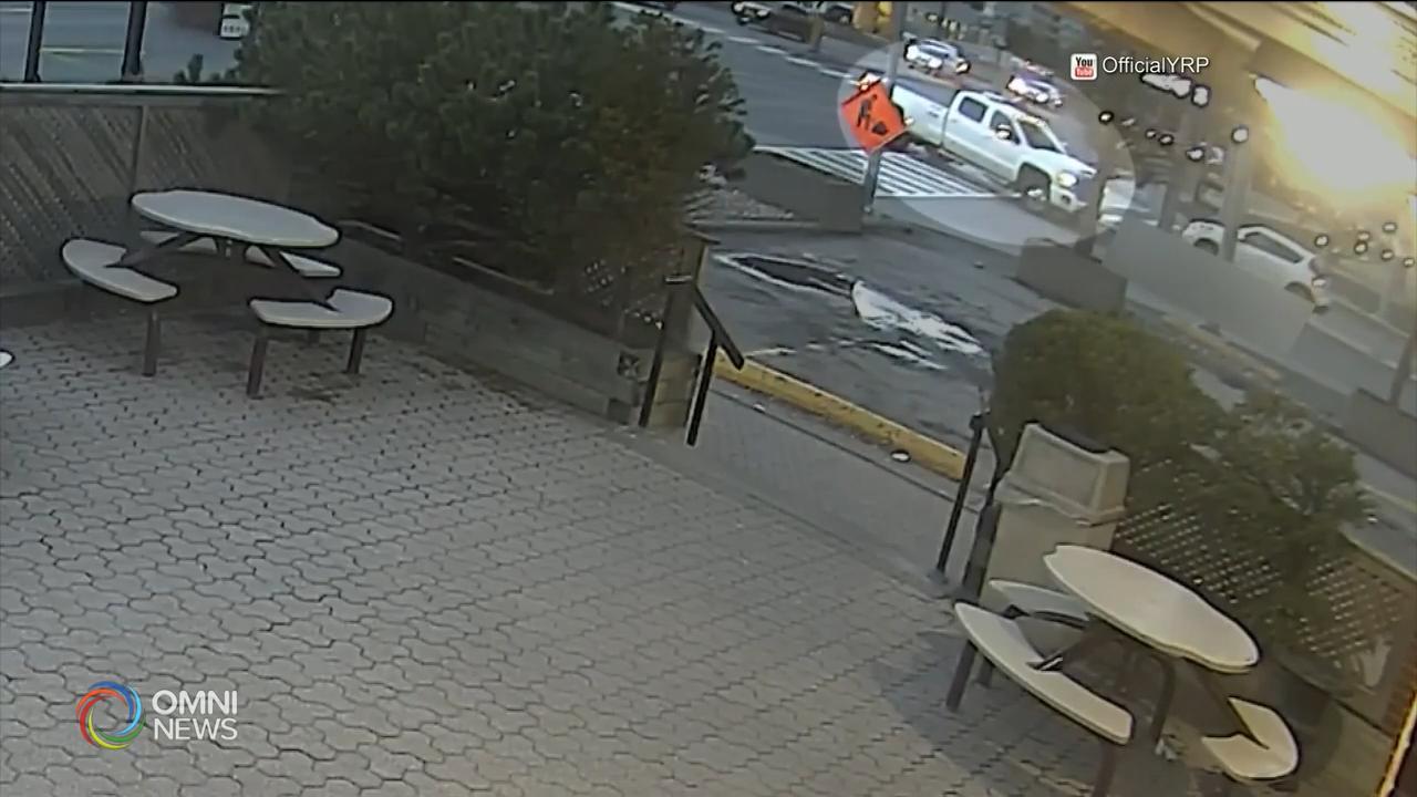 呼籲公眾確認一輛撞倒人不顧而去客貨車 -- Apr 23, 2019 (ON)