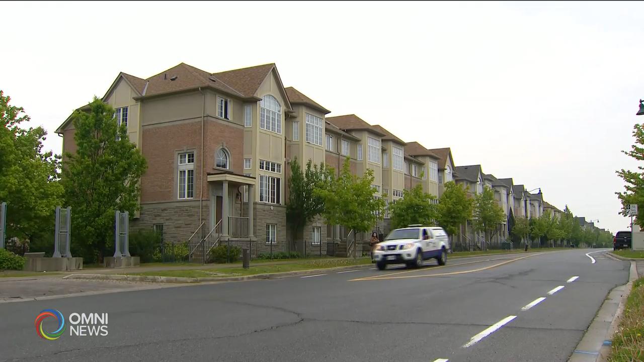 萬錦市考慮興建價廉背對背鎮屋 -- Jun 05, 2019 (ON)