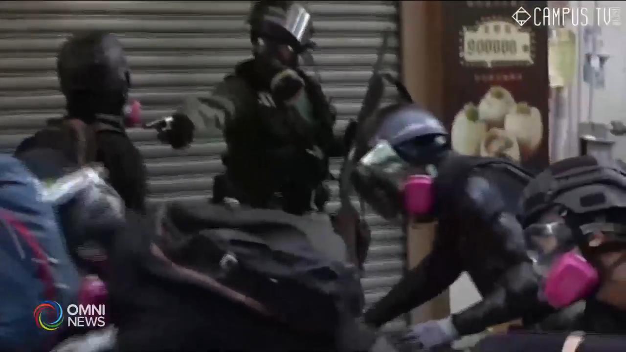 香港反修例騷亂首次有示威者中實彈受傷 -- Oct 01, 2019 (ON)