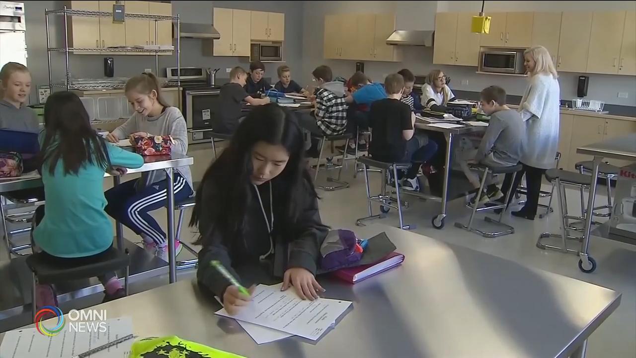 省府降低課室人數上限，展現談判誠意 -- Oct 24, 2019 (ON)