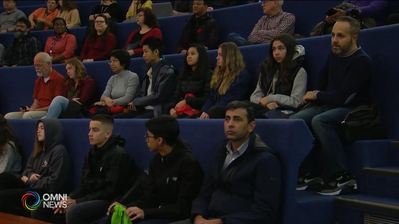 帶子女上班日-- Nov 06, 2019 (ON)