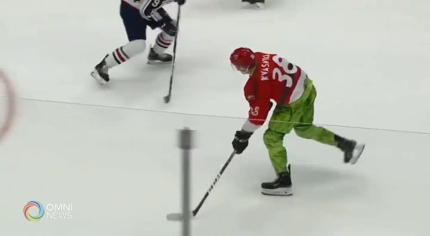 冰球場扔熊公仔迎聖誕 (BC) Dec 9, 2019