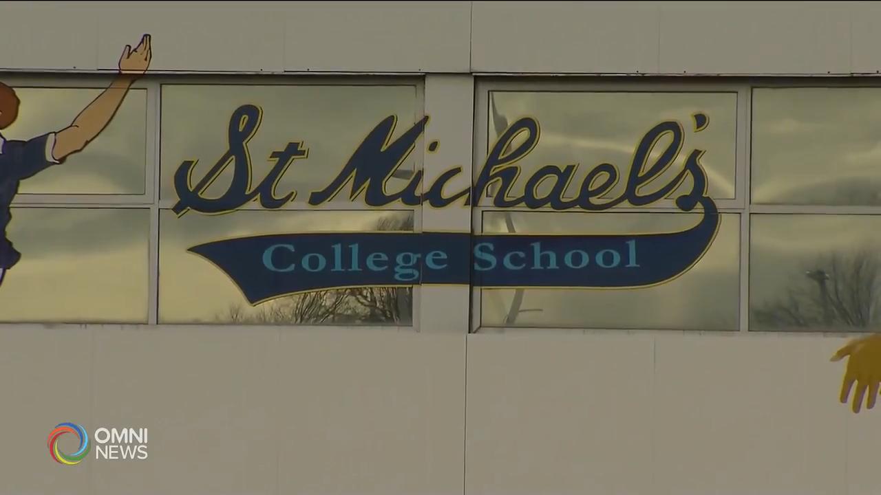 犯性侵犯及襲擊罪三名學生, 判緩刑兩年 -- Dec 19, 2019 (ON)