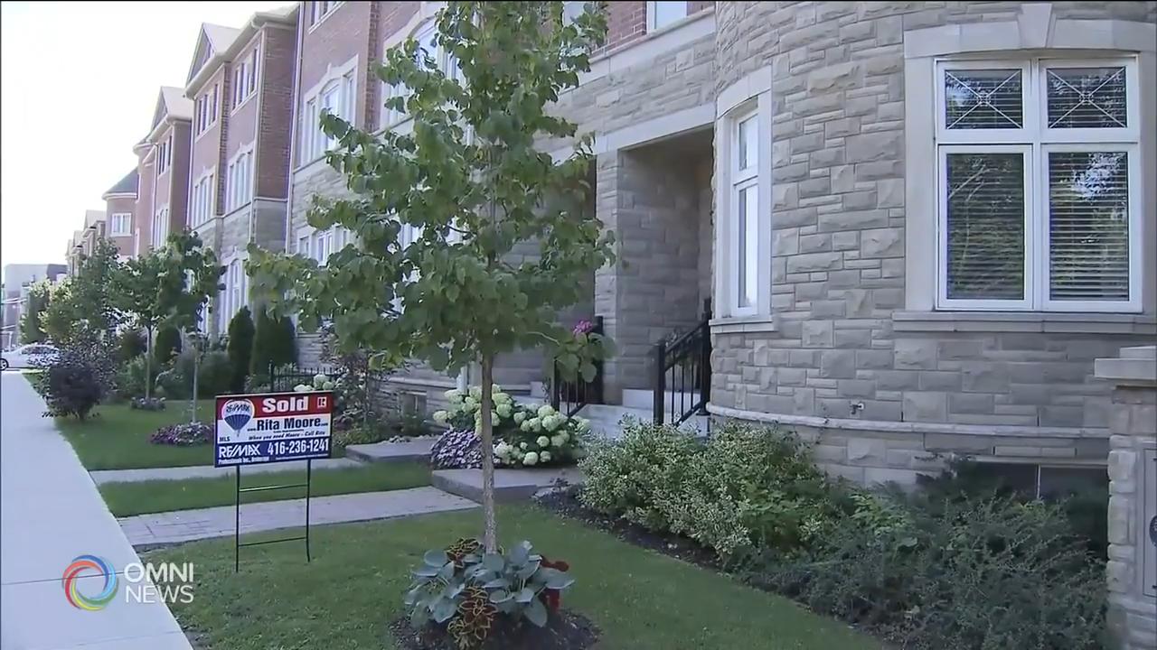 新冠疫情影响下,大多地区住宅成交量大幅下跌  － Apr 22, 2020