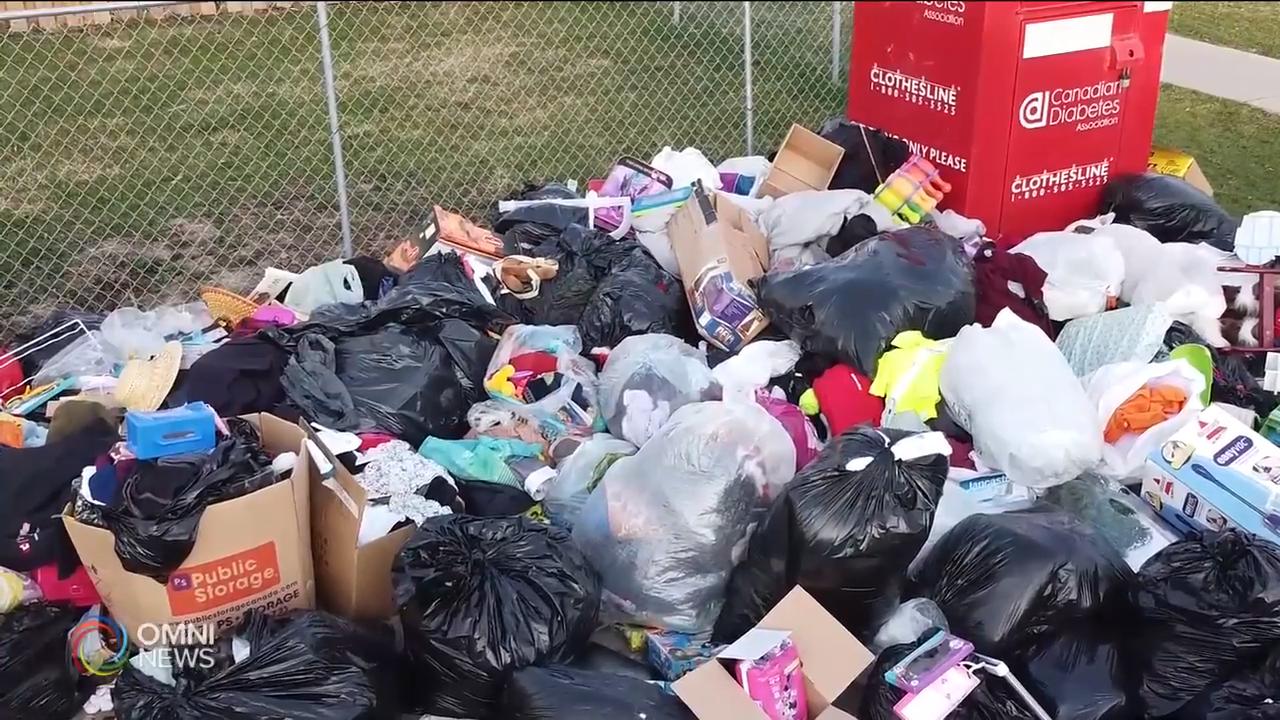 疫情期間衣物捐贈箱無人處理 -- Apr 07, 2020 (ON)