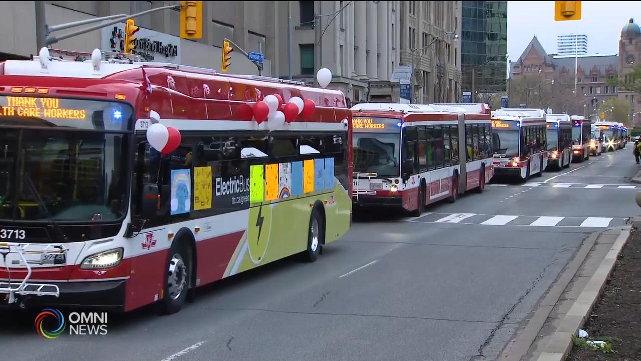 公車局和都會聯通向醫護人員致敬 -- May 01, 2020 (ON)