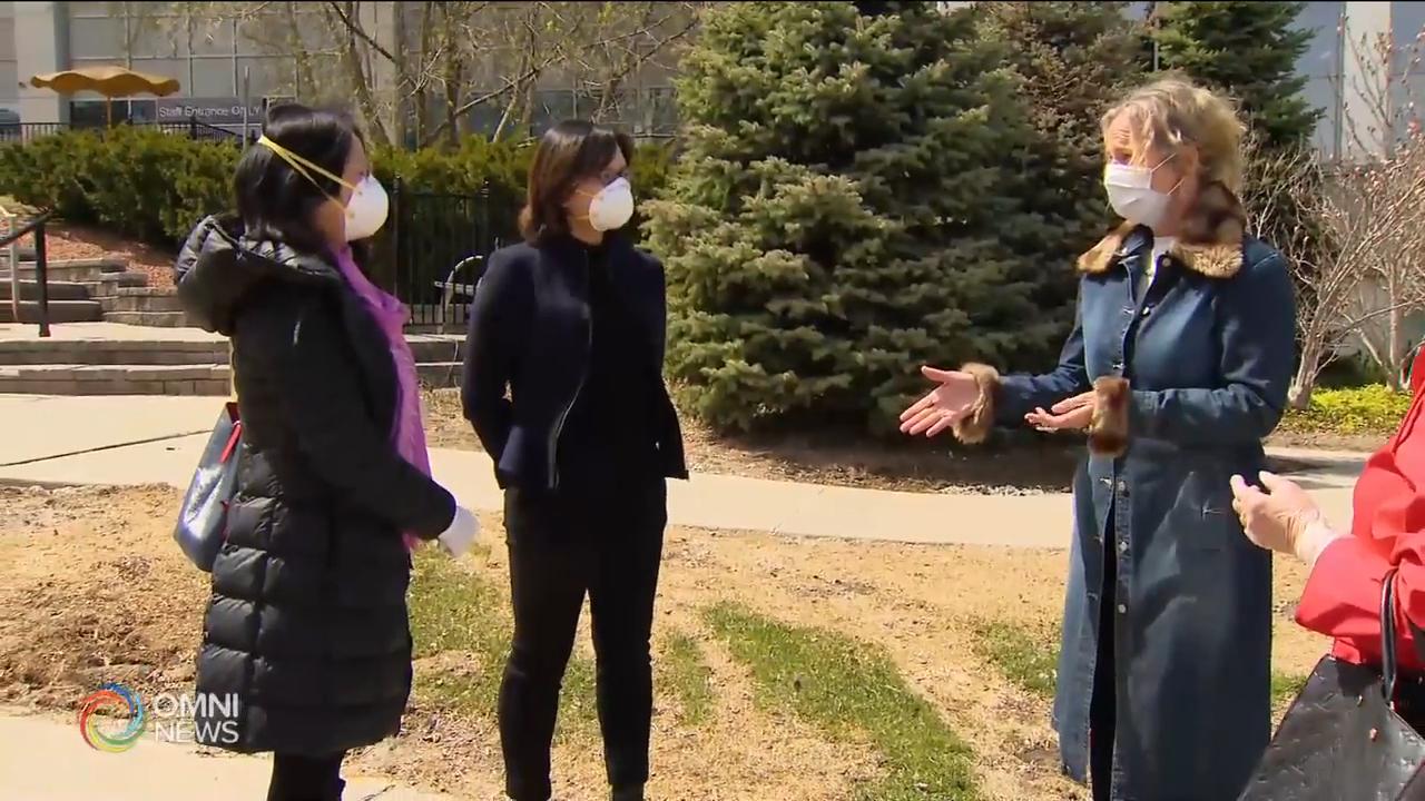 華人社區向北約克全科醫院捐款十萬 -- May 05, 2020 (ON)