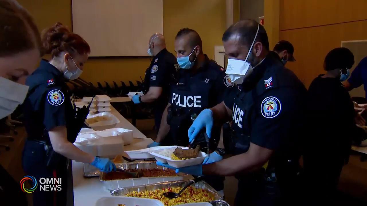 警隊及醫院成員向弱勢社區捐贈熱餐 -- Jun 10, 2020 (ON)