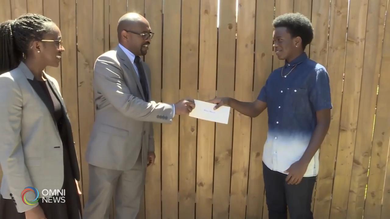 非洲裔女講師與父親共同成立獎學金 -- Jun 09, 2020 (ON)