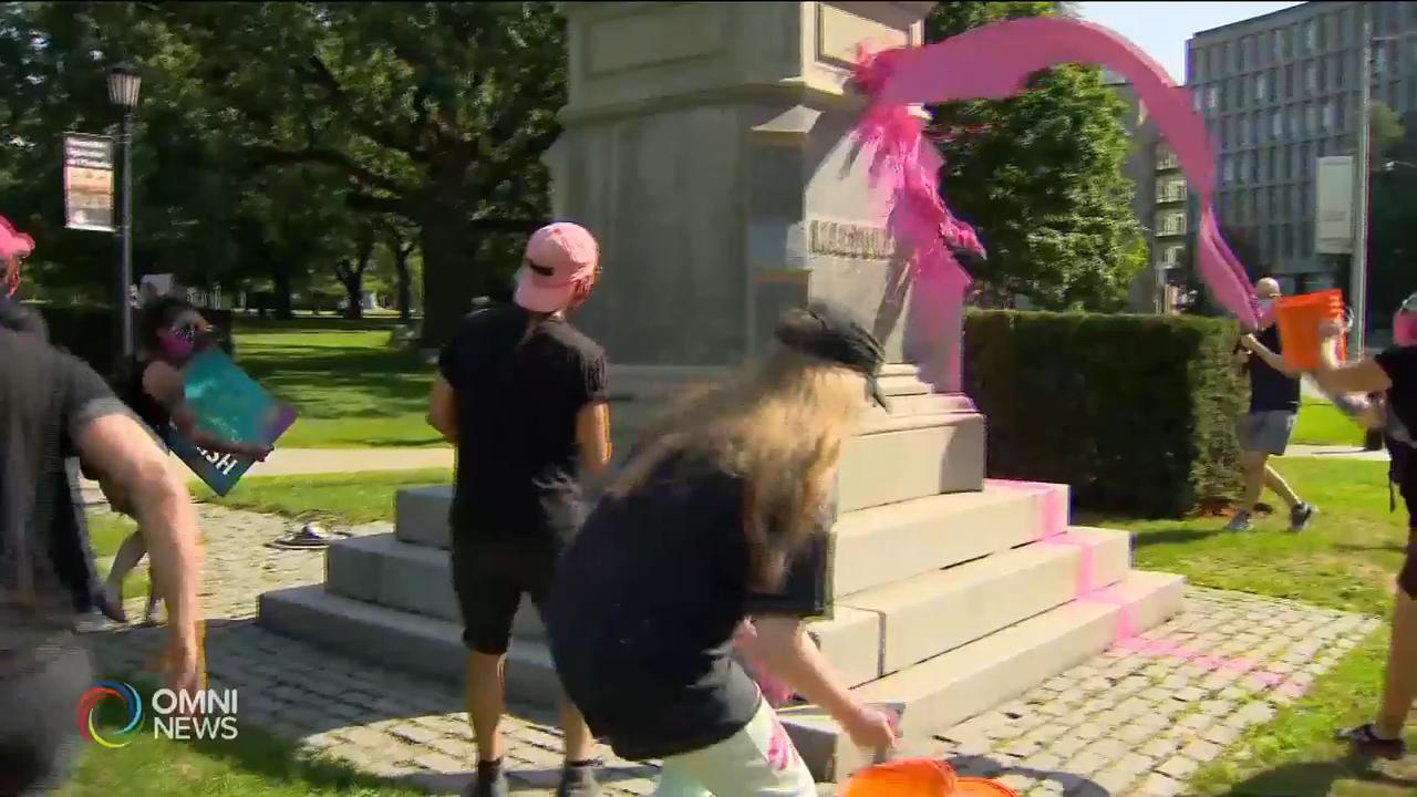 向銅像潑漆三名示威者九月底過堂 -- July 20, 2020 (ON)