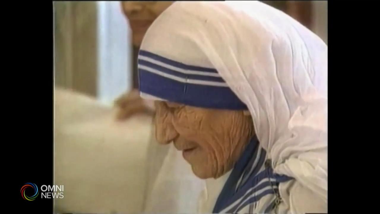 Missionaries of Charity pay homage to Saint Teresa