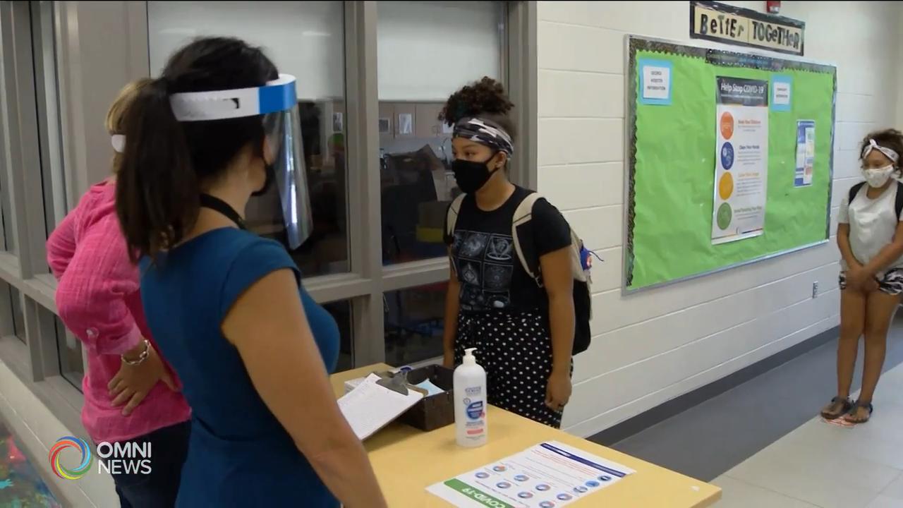 有病例學校超過七百間 -- Nov 24, 2020 (ON)