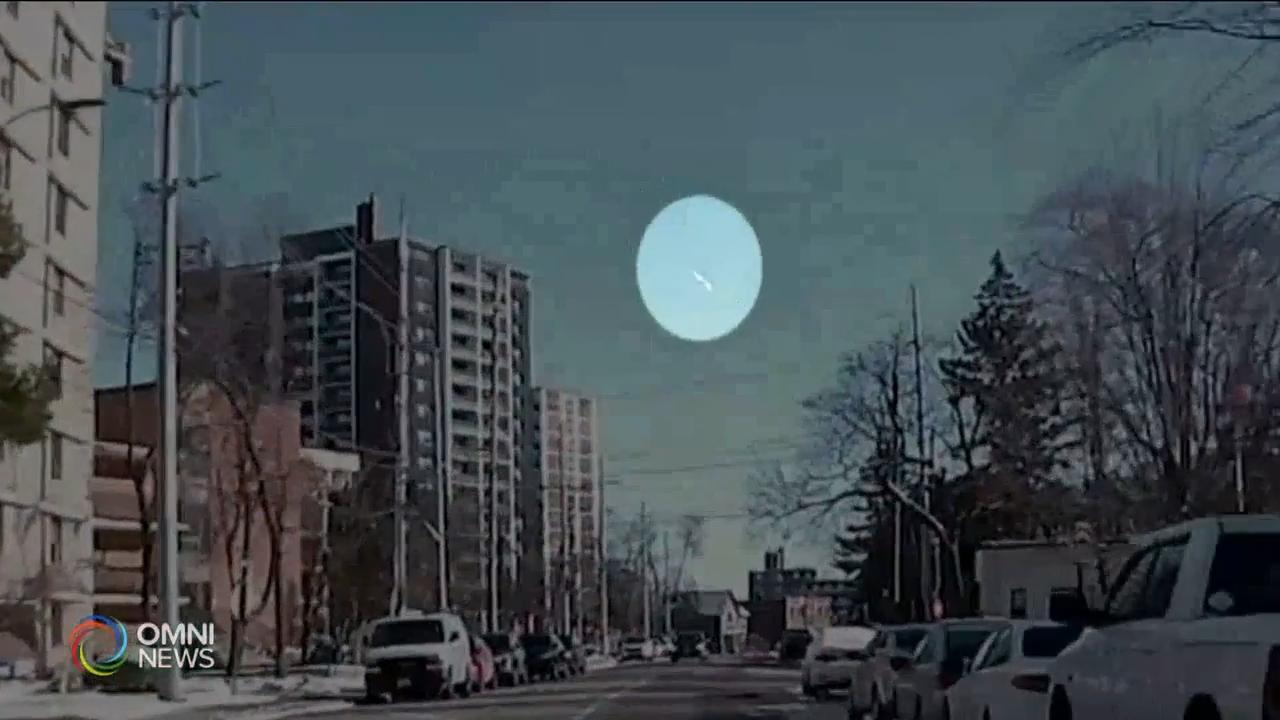 日间也能目睹流星 -- Dec 03, 2020 (ON)