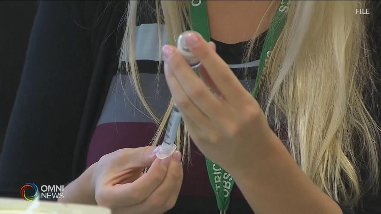 英国传出疫苗过敏反应，民衆质疑疫全性－ Dec 12, 2020