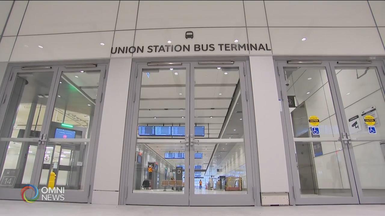 全新的联合车站巴士总站 周末正式使用 -- Dec 02, 2020 (ON)